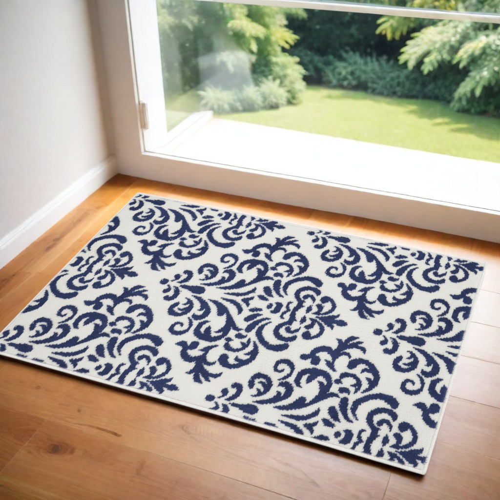 546038 2 x 4 ft. Damask Rectangle Area Rug, Blue & White