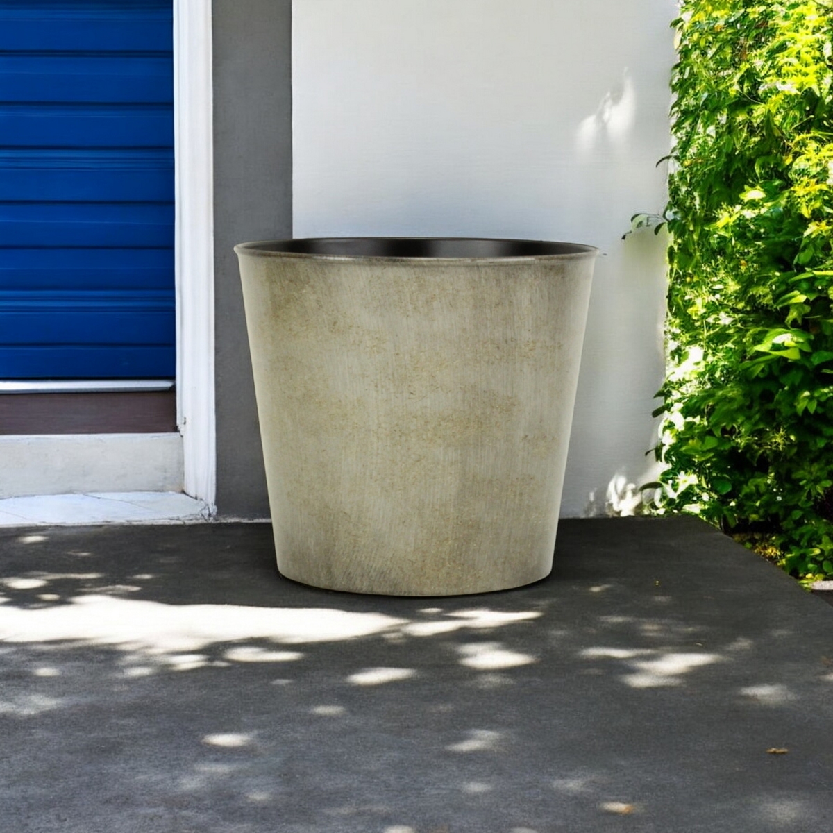Gray Recycled Plastic Round Planter - 9 in. - Indoor/Outdoor Use - Durable Design