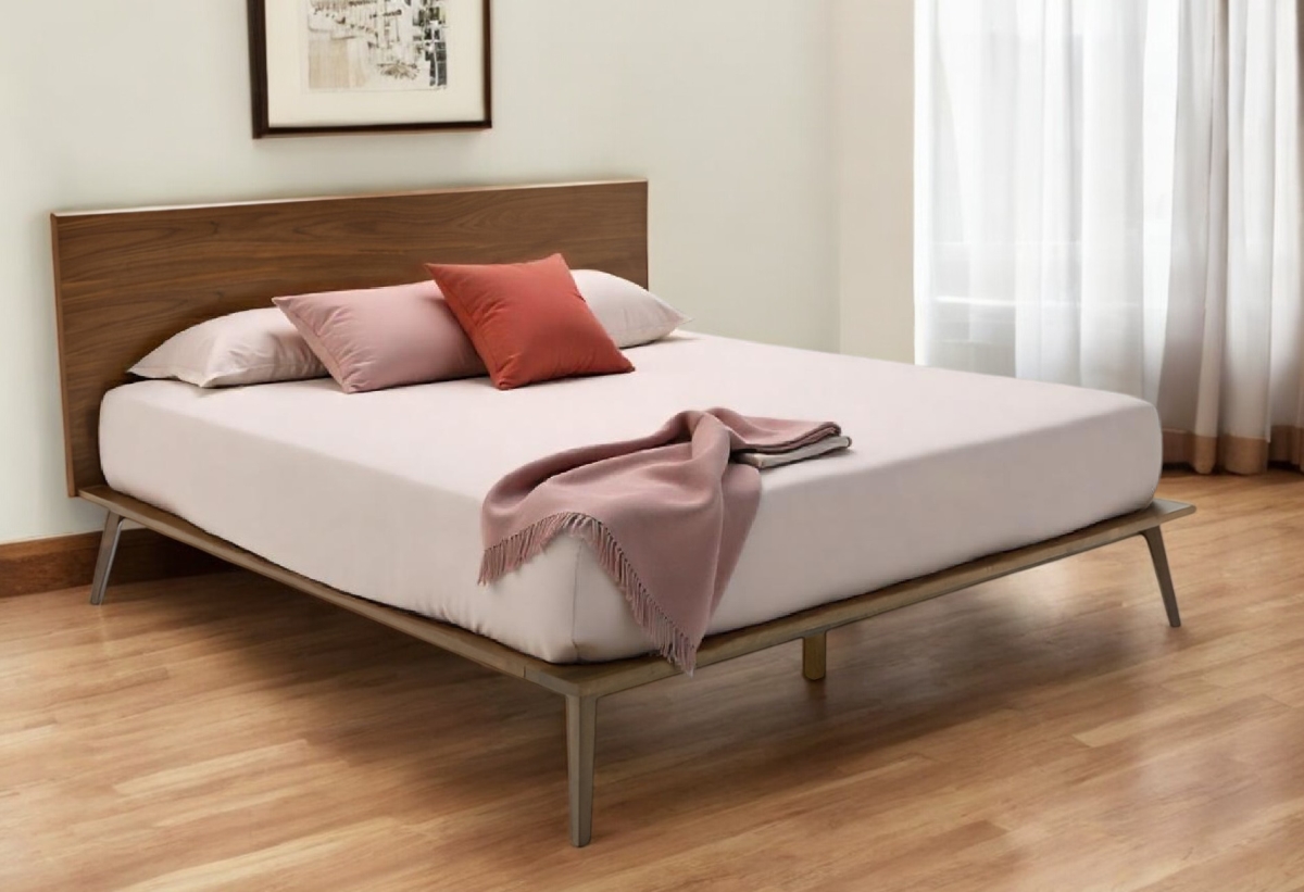 486184 Brown Wood & King Size Bed Frame