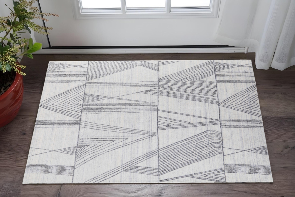 567856 2 x 3 ft. Abstract Hand Woven Rectangle Area Rug, Black & Ivory