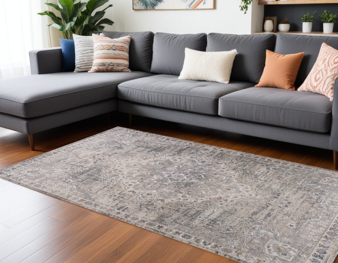 558906 7 x 10 ft. Oriental Distressed Rectangle Area Rug, Gray & Beige