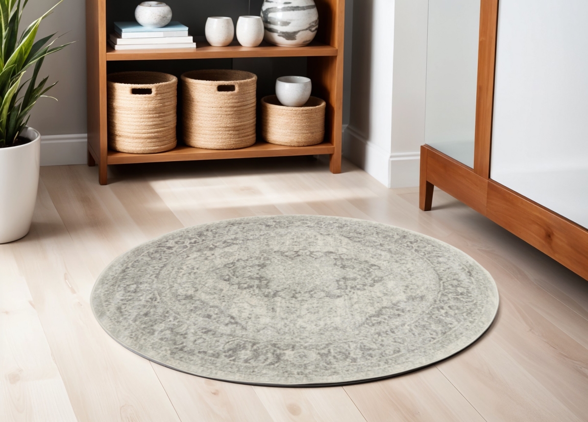 552372 5 ft. Floral Medallion Distressed Round Rug, Ivory & Gray