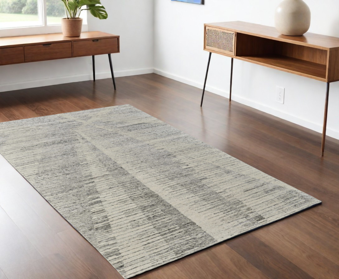 566652 4 x 6 ft. Abstract Hand Knotted Worn Faded Rectangle Area Rug, Ivory & Gray
