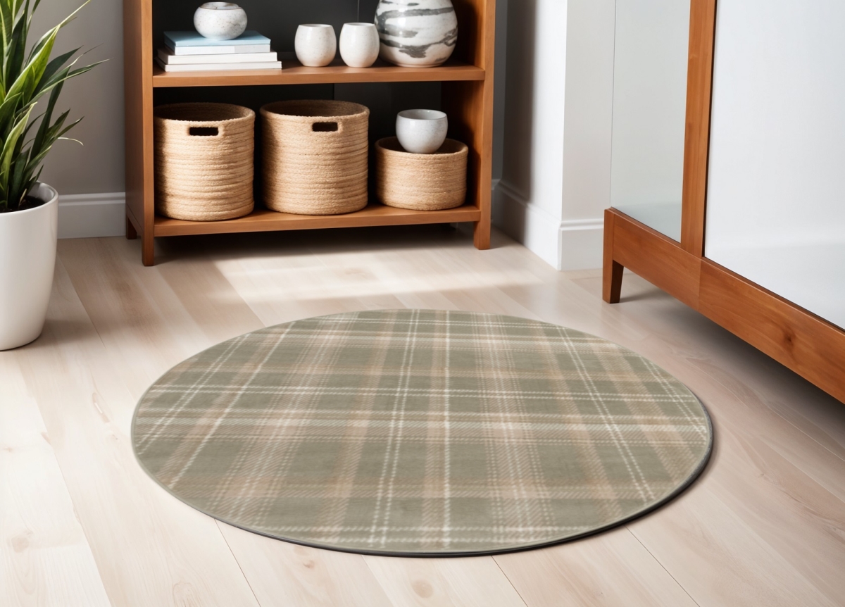 572326 4 ft. Plaid Round Rug, Olive Green & Ivory
