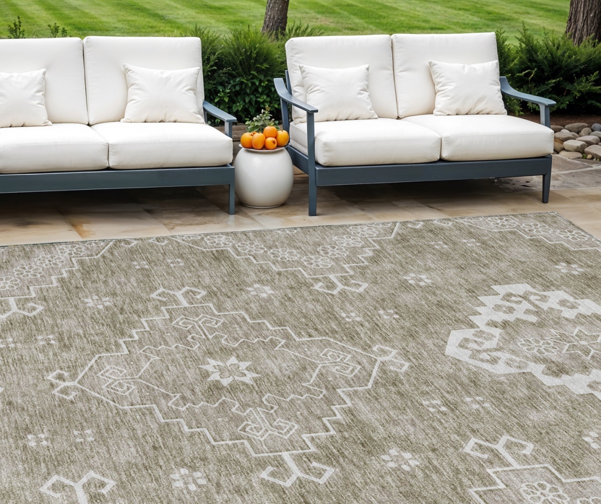 Picture of HomeRoots 589055 10 x 14 ft. Medallion Washable Indoor & Outdoor Traditional Rectangle Area Rug&#44; Taupe&#44; Beige & Ivory