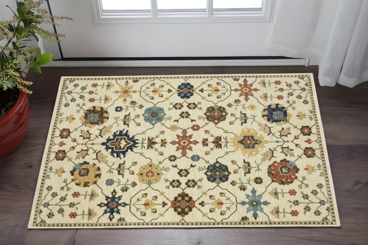 575166 2 x 3 ft. Oriental Rectangle Area Rug with Fringe, Ivory & Gold