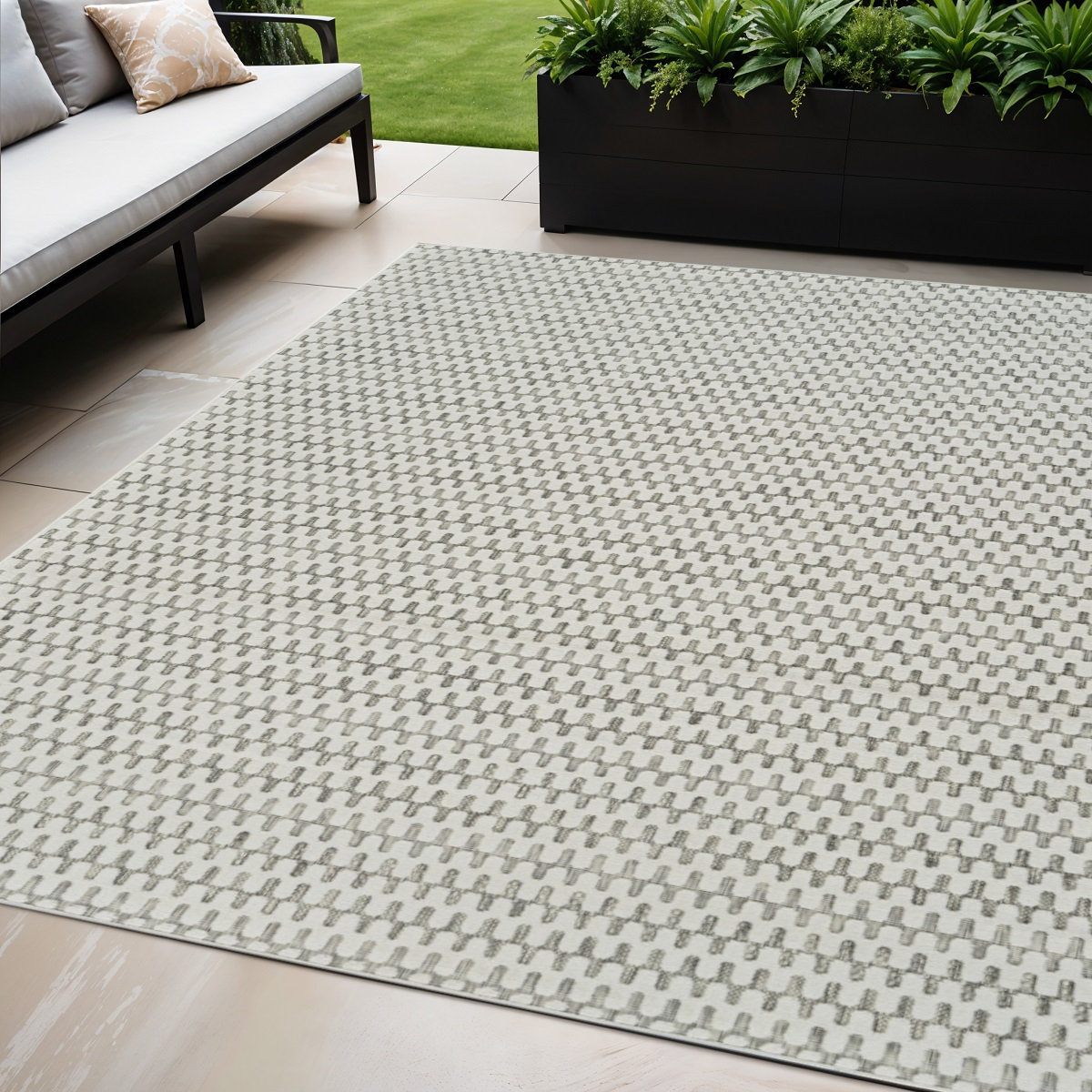 558817 5 x 7 ft. Geometric Distressed Indoor & Outdoor Rectangle Area Rug, Cream & Beige