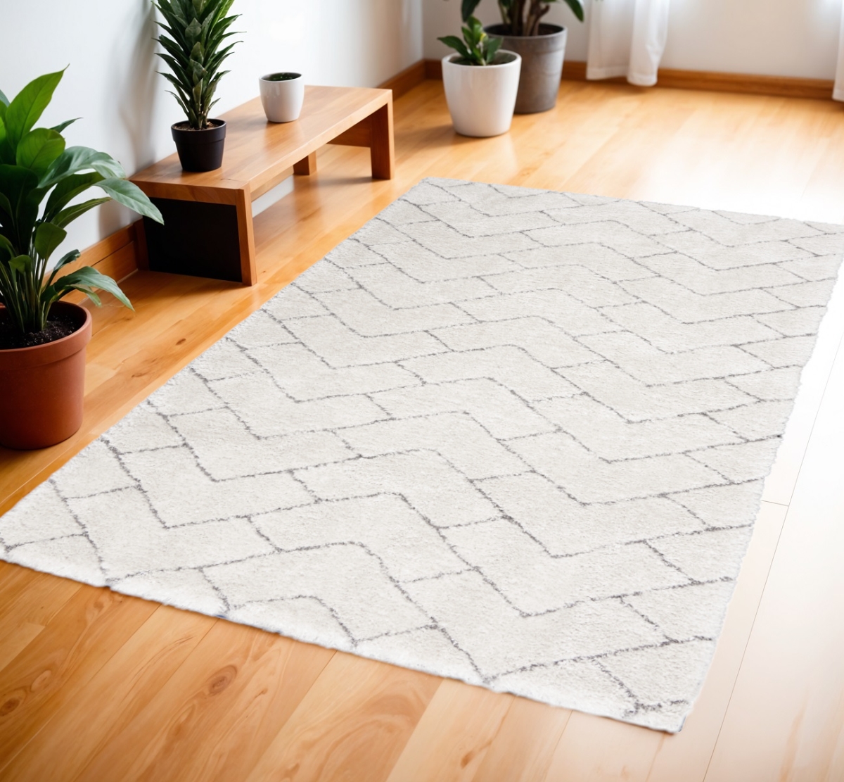 553111 4 x 6 ft. Shag Rectangle Area Rug, Ivory & Gray