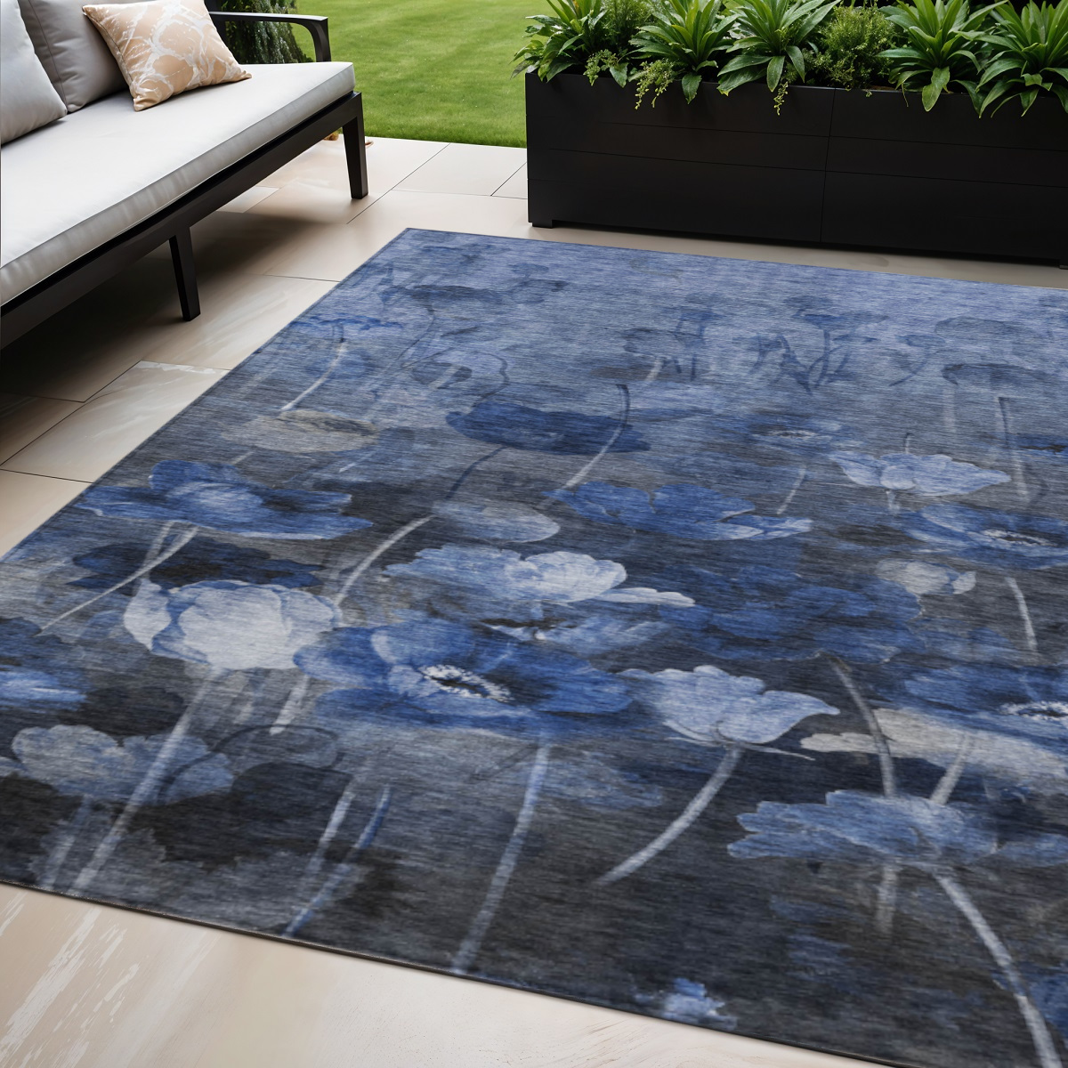 578269 5 x 8 ft. Floral Washable Indoor & Outdoor Rectangle Area Rug, Navy Blue & Denim Blue