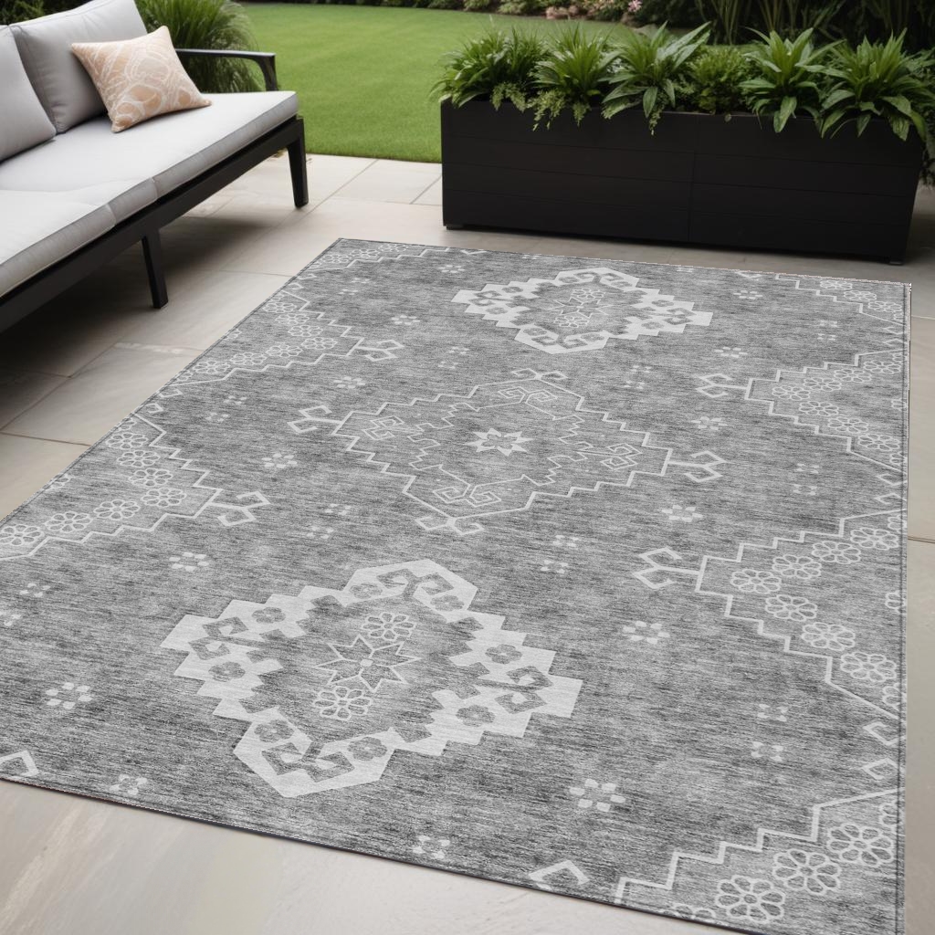 Picture of HomeRoots 589039 5 x 8 ft. Medallion Washable Indoor & Outdoor Traditional Rectangle Area Rug&#44; Gray & Ivory