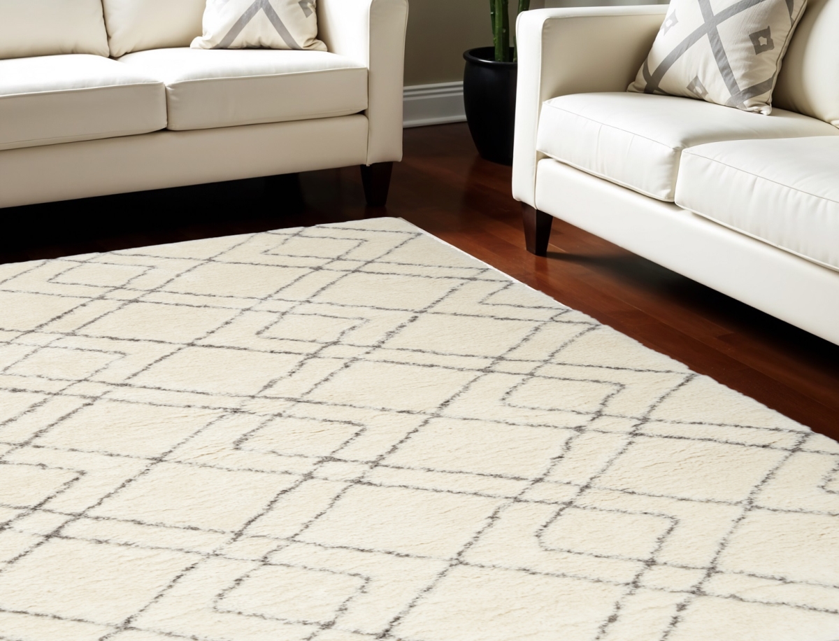 551262 7 x 9 ft. Geometric Shag Rectangle Area Rug, Ivory & Gray