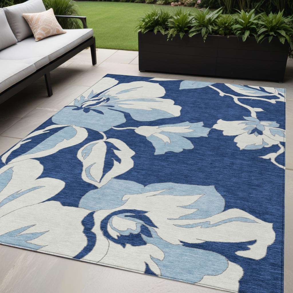 589555 5 x 8 ft. Floral Washable Indoor & Outdoor Rectangle Area Rug, Navy Blue, Denim Blue & Ivory