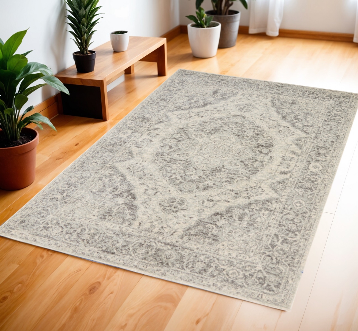 553268 4 x 6 ft. Floral Medallion Distressed Rectangle Area Rug, Ivory & Gray