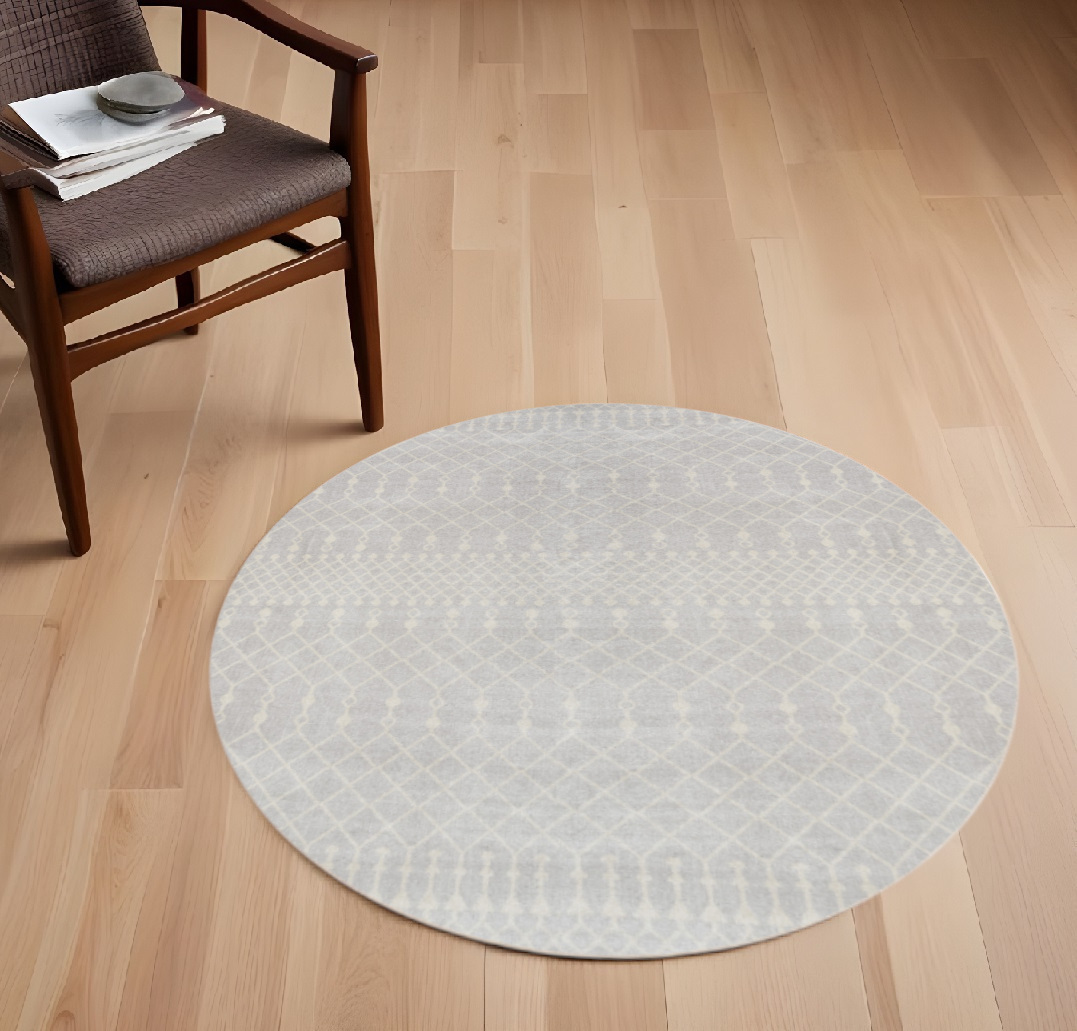 572333 4 ft. Geometric Power Loom Round Rug, Gray