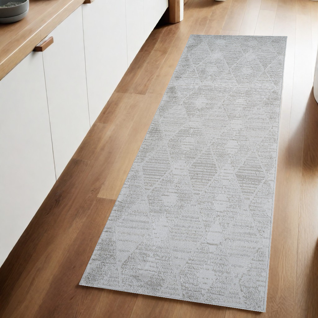 558495 8 ft. Geometric Distressed Rectangle Area Rug, Gray & Ivory