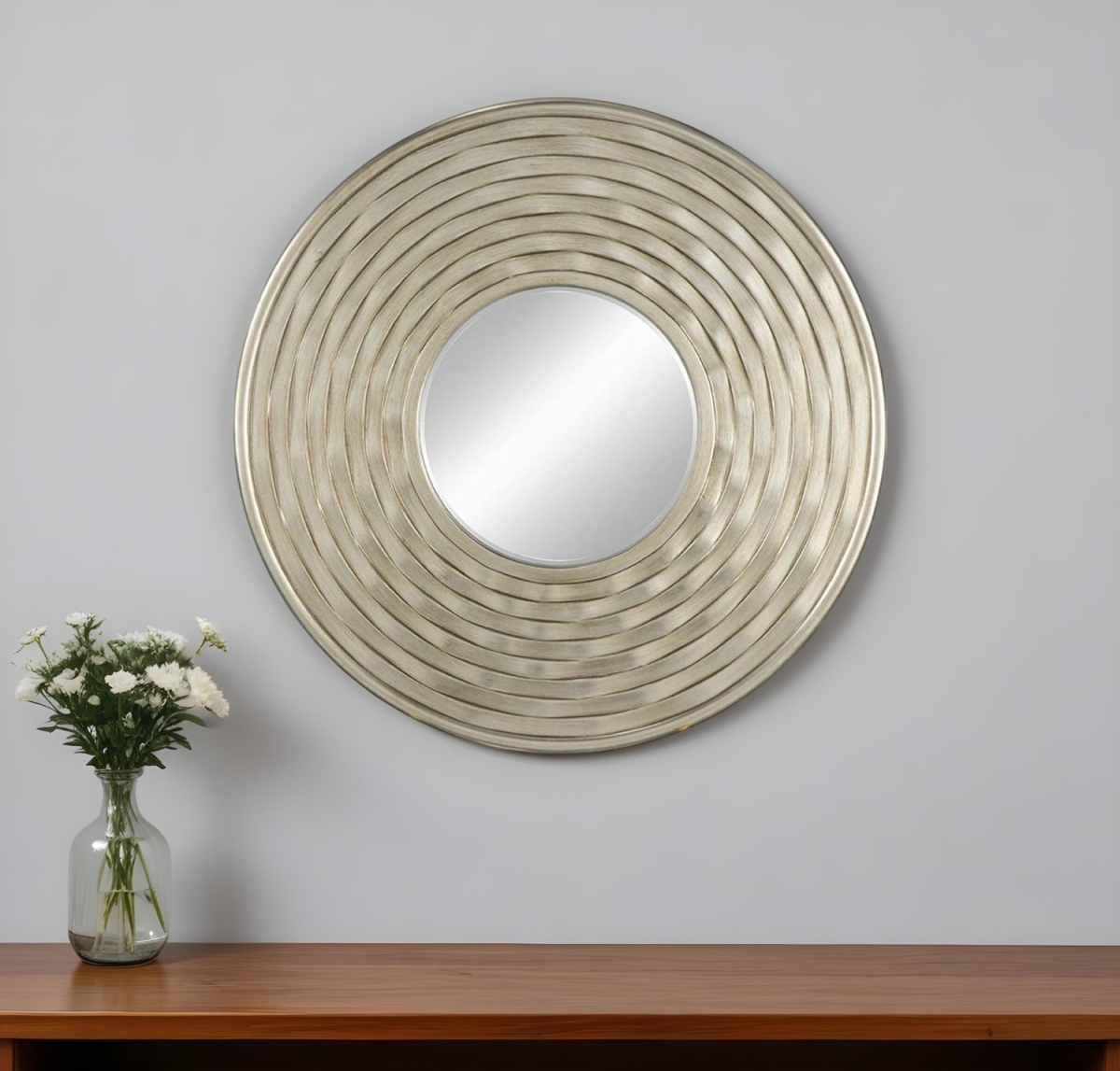 485078 31 in. Silver Round Dimensional Thick Frame Accent Mirror