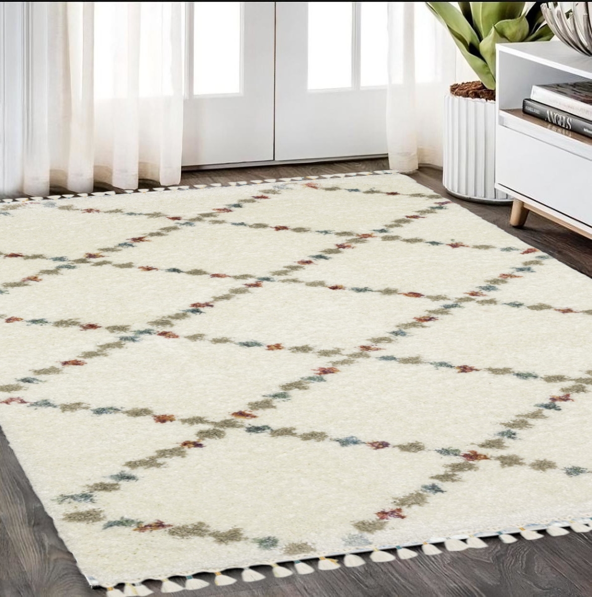 574660 5 x 8 ft. Diamond Shag Rectangle Area Rug with Fringe, Gray, Ivory & Tan