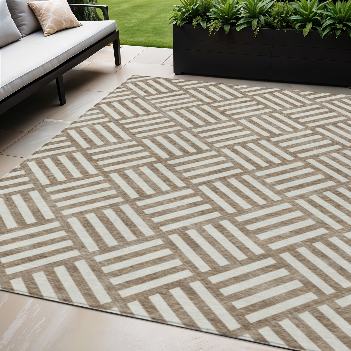 578725 5 x 8 ft. Geometric Washable Indoor & Outdoor Rectangle Area Rug, Brown & Ivory