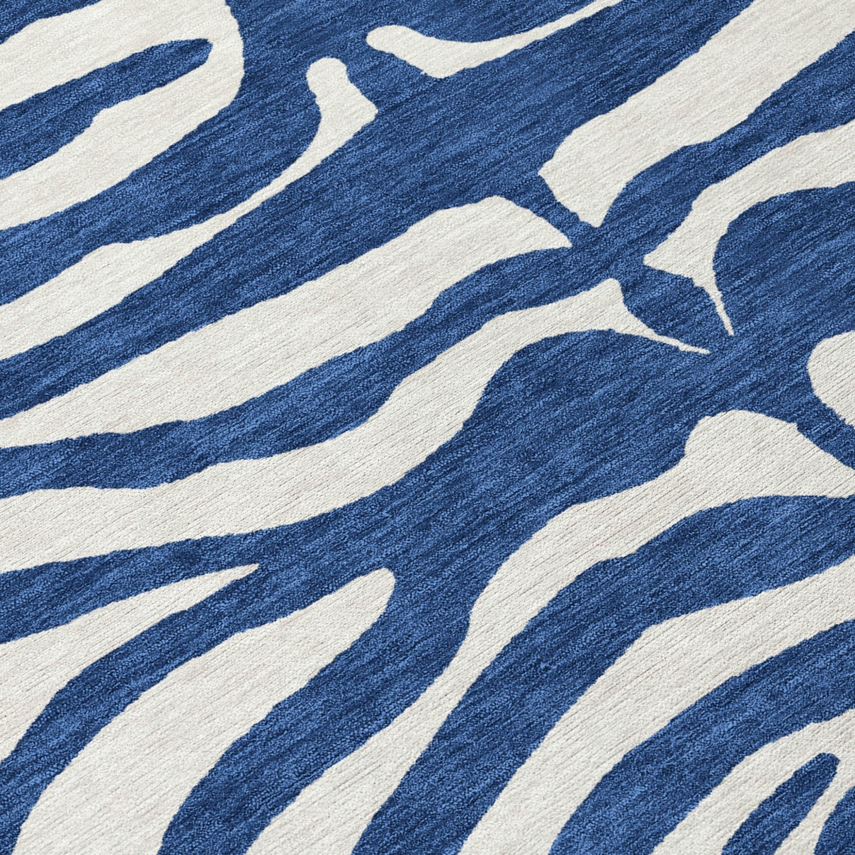 600631 5 x 8 ft. Navy Blue & Ivory Animal Print Washable Indoor & Outdoor Rectangle Area Rug