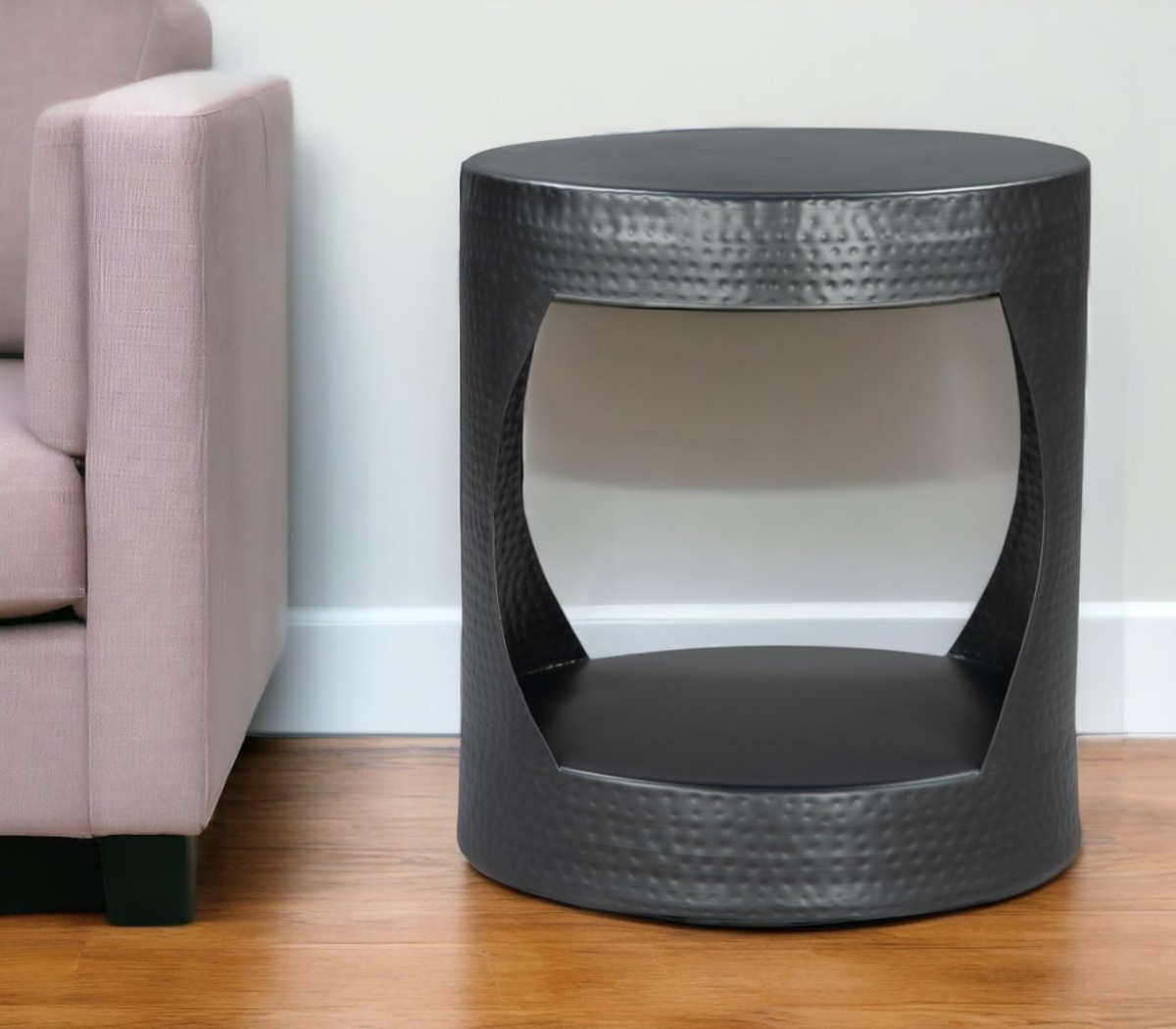 576790 20 in. Black Iron Round Floor Shelf End Table