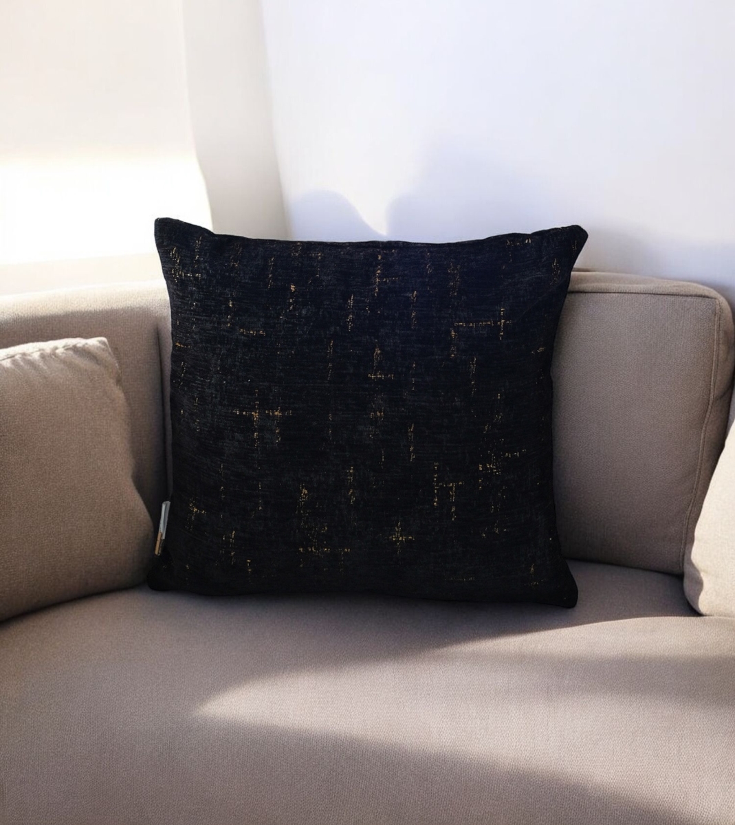 Picture of HomeRoots 571276 18 in. Black & Gold Abstract Chenille Throw Pillow