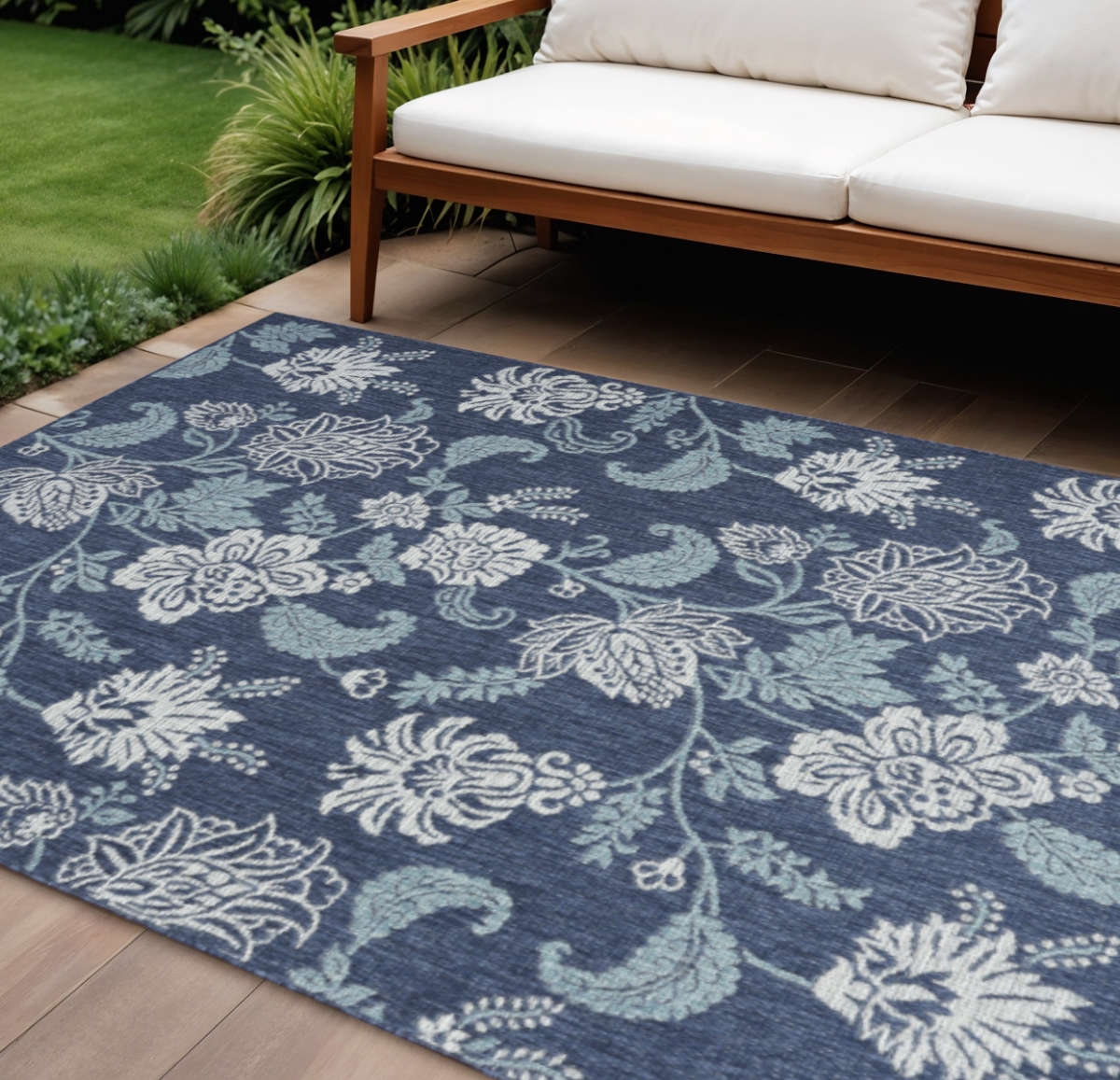 550198 6 x 9 ft. Navy Blue & Ivory Floral Indoor & Outdoor Rectangle Area Rug