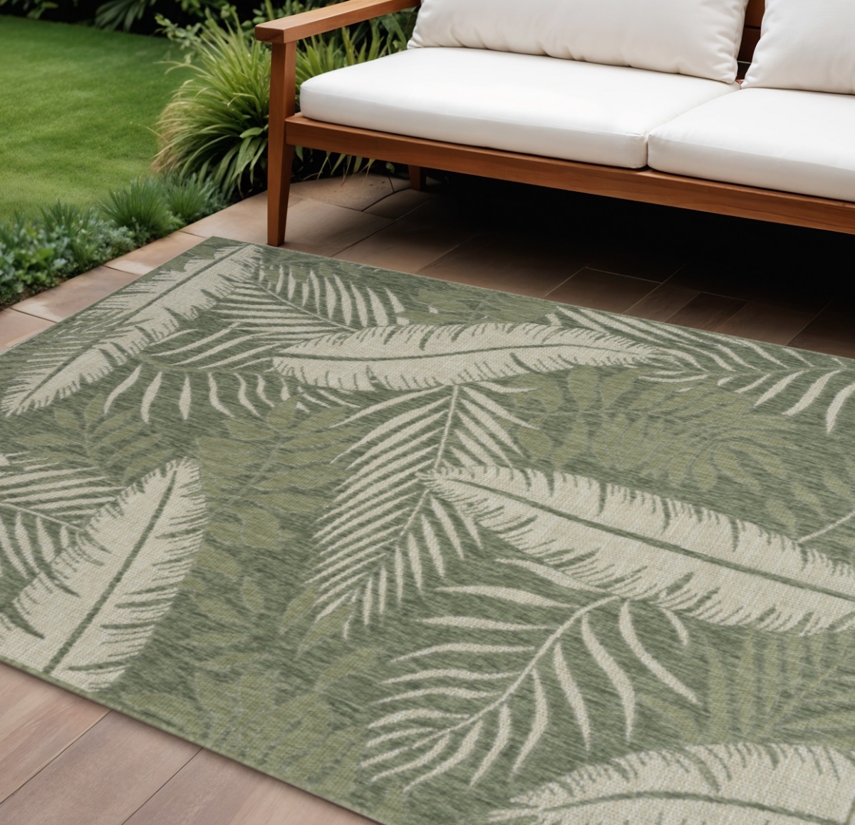 550237 8 x 10 ft. Ivory & Green Palm Leaf Indoor & Outdoor Rectangle Area Rug