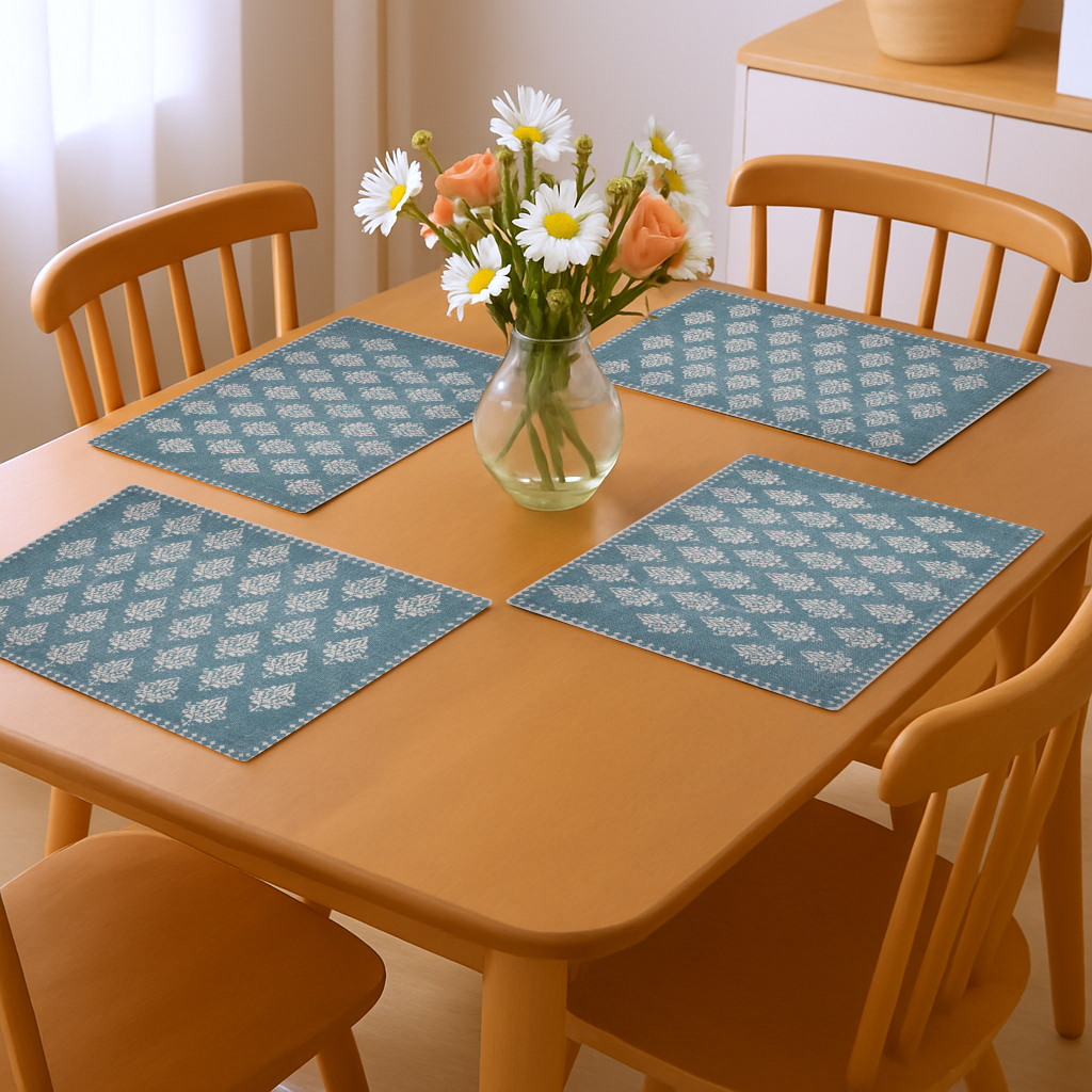 Picture of HomeRoots 548883 19 in. Cream & Turquoise Damask Cotton Placemats - Set of 4