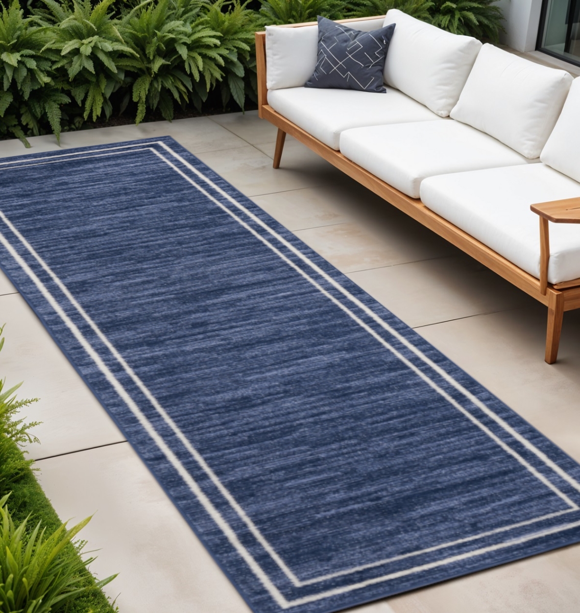 545536 8 ft. Navy Blue & Ivory Indoor & Outdoor Runner Rug