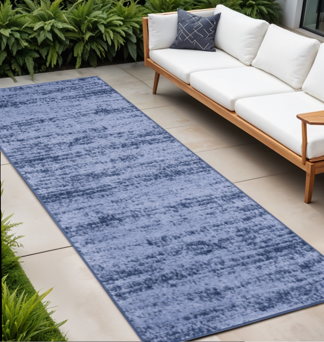 545501 8 ft. Denim Blue & Navy Blue Abstract Indoor & Outdoor Runner Rug