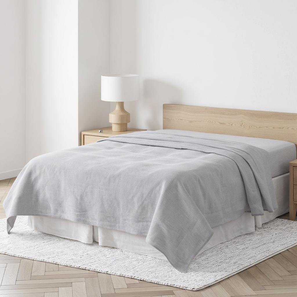 520743 0.20 x 106 x 110 in. Cloud Linen King Size Flat Sheet Beds