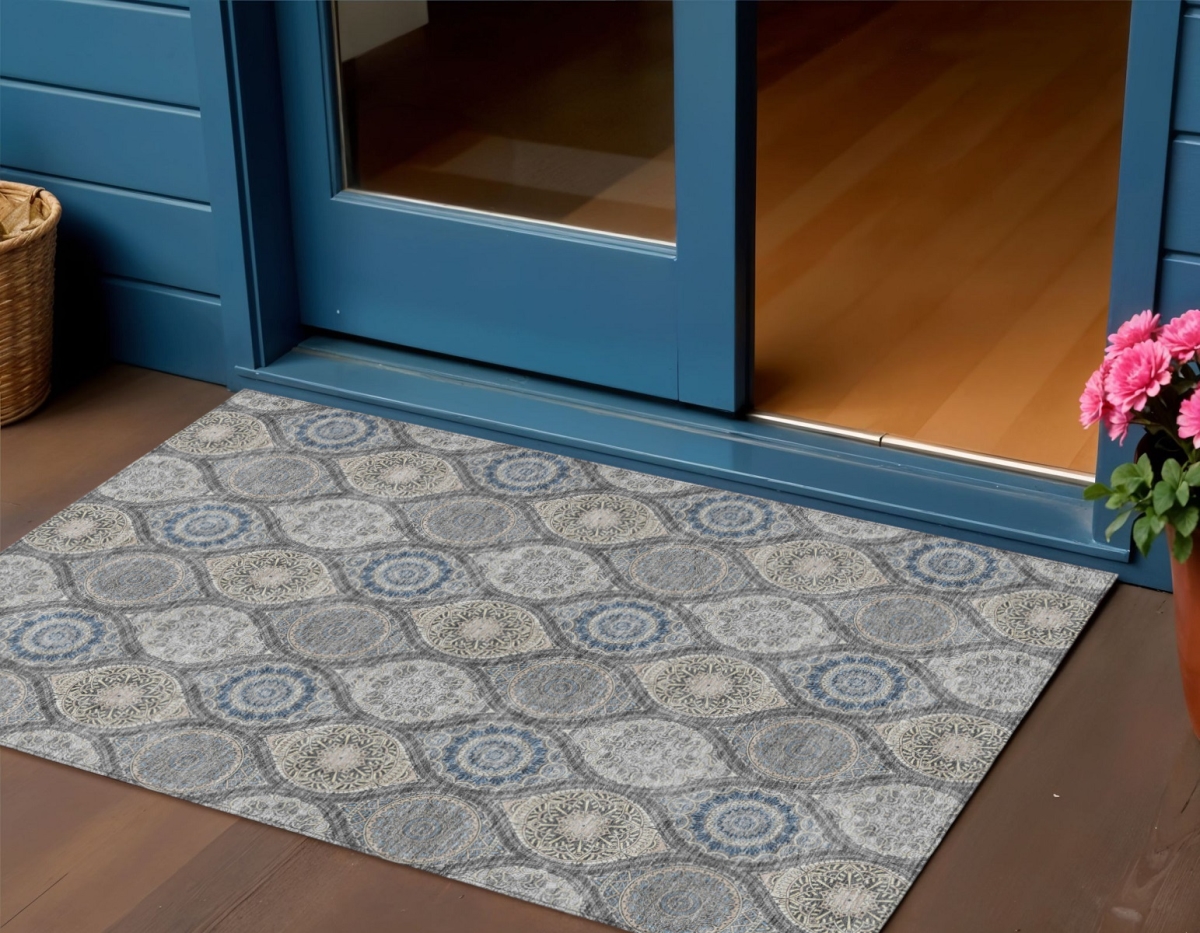614587 3 x 5 ft. Gray Ivory & Navy Blue Floral Medallion Washable Indoor & Outdoor Rectangle Area Rug