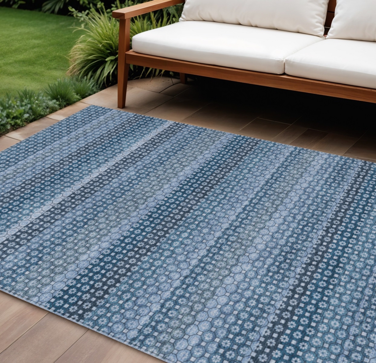 610585 8 x 10 ft. Denim Blue & Sky Blue Striped Washable Indoor & Outdoor Rectangle Area Rug