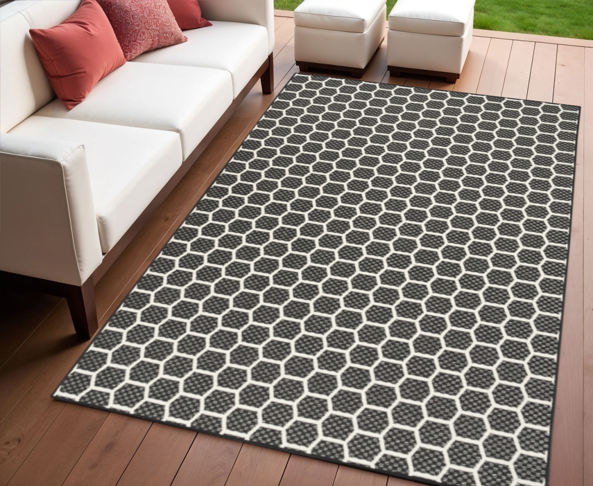 554803 4 x 6 ft. Black & Ivory Geometric Indoor & Outdoor Rectangle Area Rug
