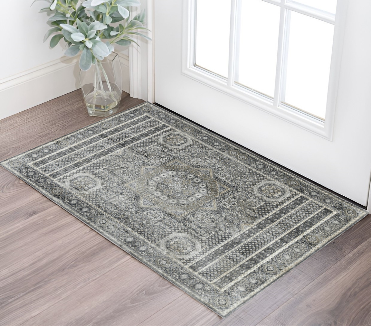 570842 2 x 3 ft. Charcoal & Gray Medallion Rectangle Area Rug