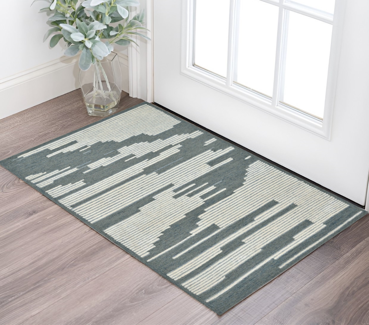 570375 2 x 3 ft. Blue & Ivory Wool Abstract Hand Hooked Rectangle Area Rug