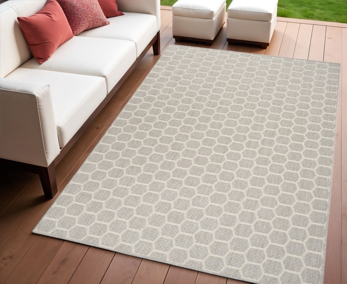 554806 4 x 6 ft. Gray & Ivory Geometric Indoor & Outdoor Rectangle Area Rug