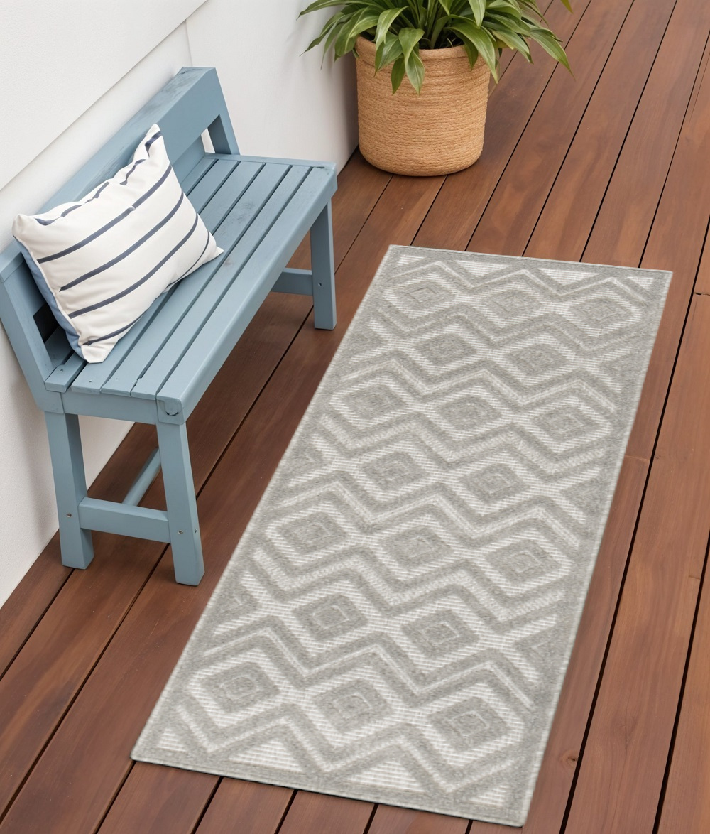 556299 6 ft. Silver & Gray Geometric Indoor & Outdoor Rectangle Area Rug
