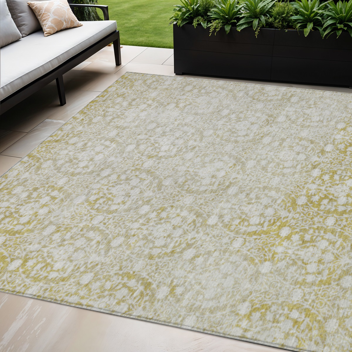 607699 5 x 8 ft. Gold Damask Washable Indoor & Outdoor Rectangle Area Rug