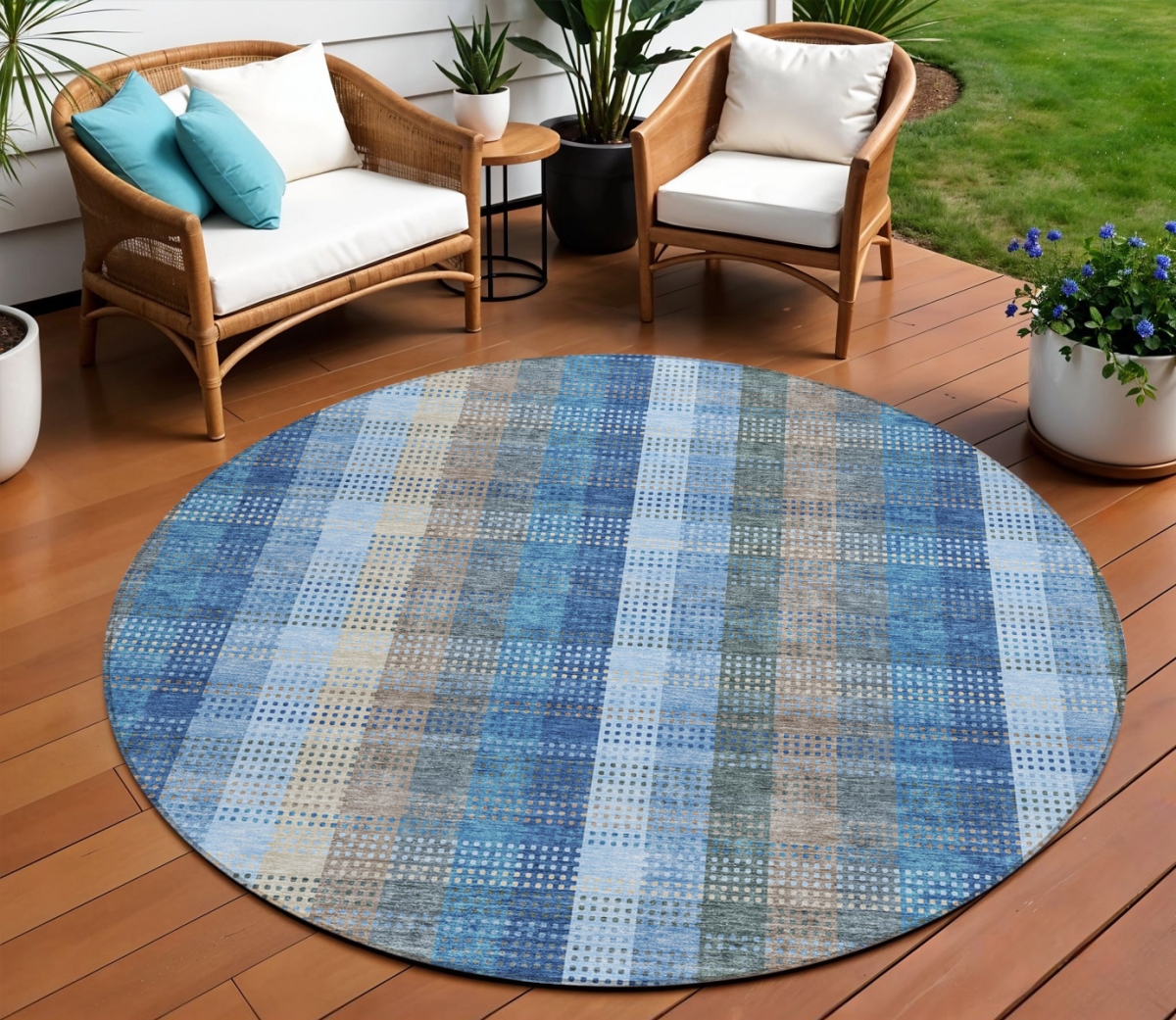 613965 8 ft. Denim Blue Sky Blue & Beige Round Plaid Washable Indoor & Outdoor Area Rug