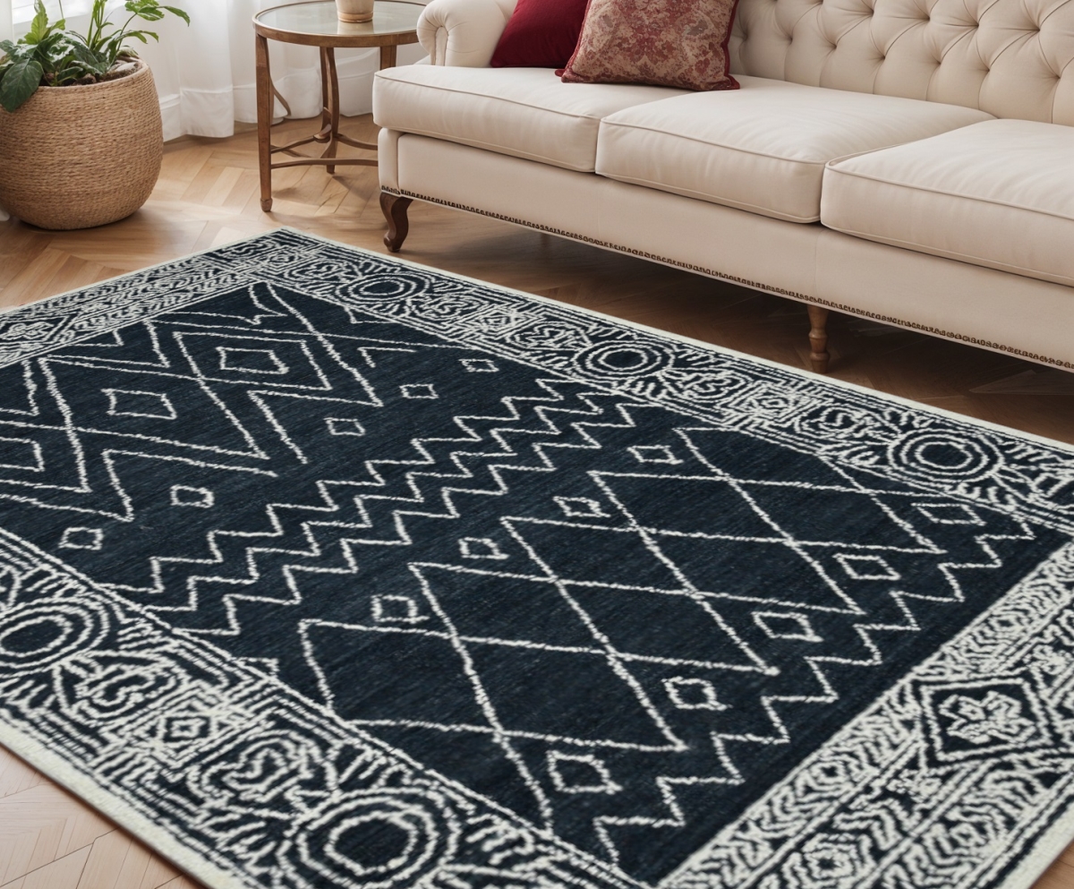 570328 5 x 8 ft. Charcoal & Ivory Wool Southwestern Hand Hooked Rectangle Area Rug