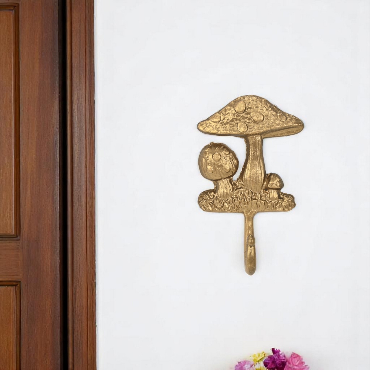612069 4 in. Gold Cast Iron Mushroom Wall Hook