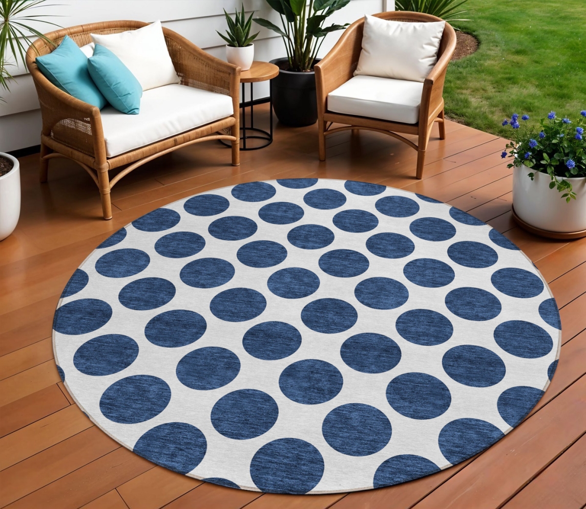 614925 8 ft. Navy Blue & Ivory Round Polka Dot Washable Indoor & Outdoor Area Rug