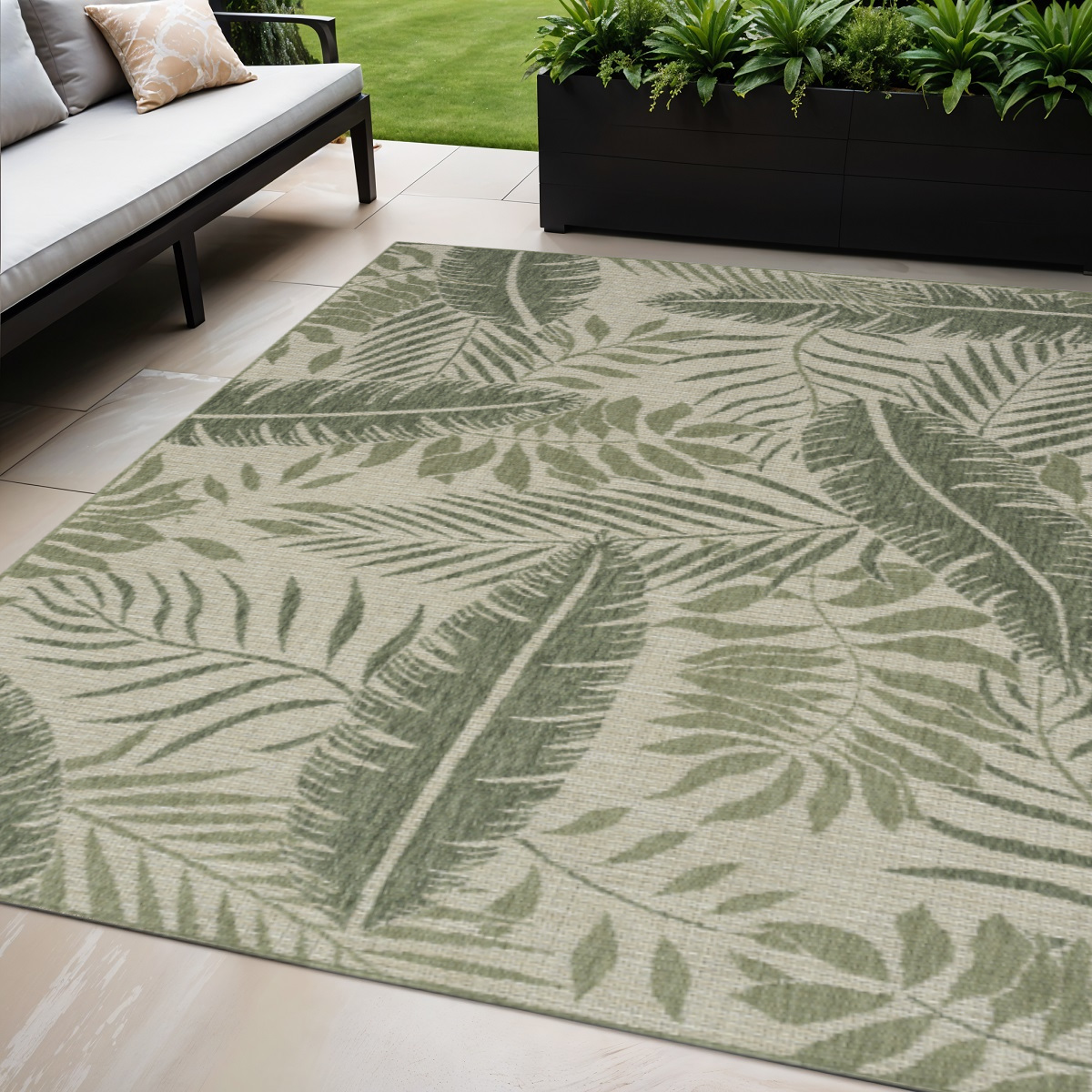 552510 5 x 7 ft. Ivory & Green Palm Leaf Indoor & Outdoor Rectangle Area Rug