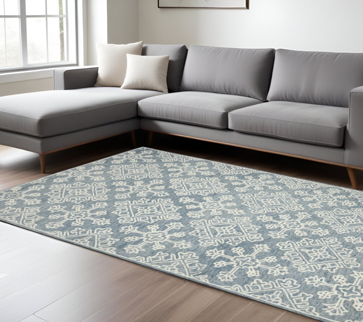 570353 8 x 10 ft. Sky Blue & Ivory Wool Oriental Hand Hooked Rectangle Area Rug