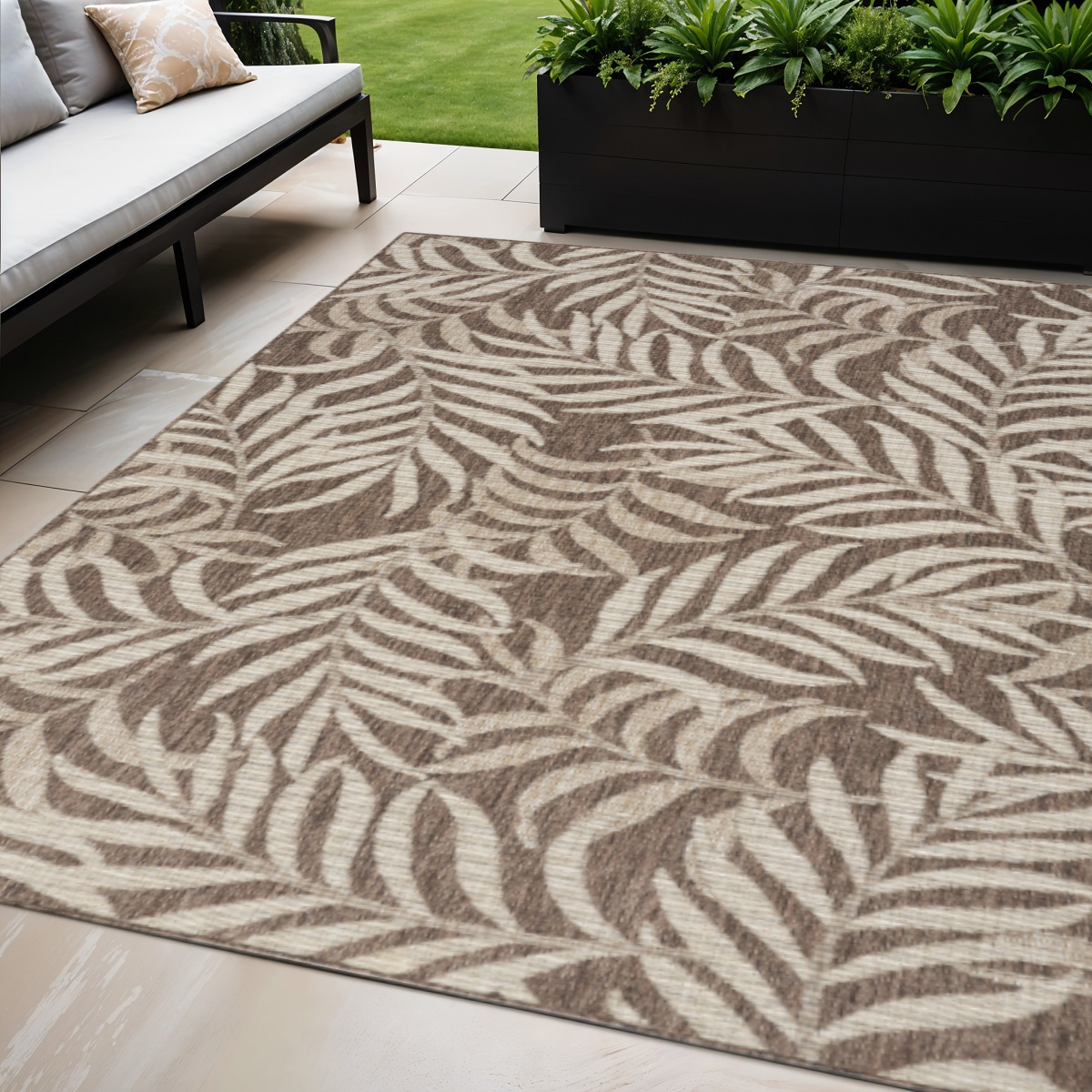 552508 5 x 7 ft. Brown & Ivory Palm Leaf Indoor & Outdoor Rectangle Area Rug