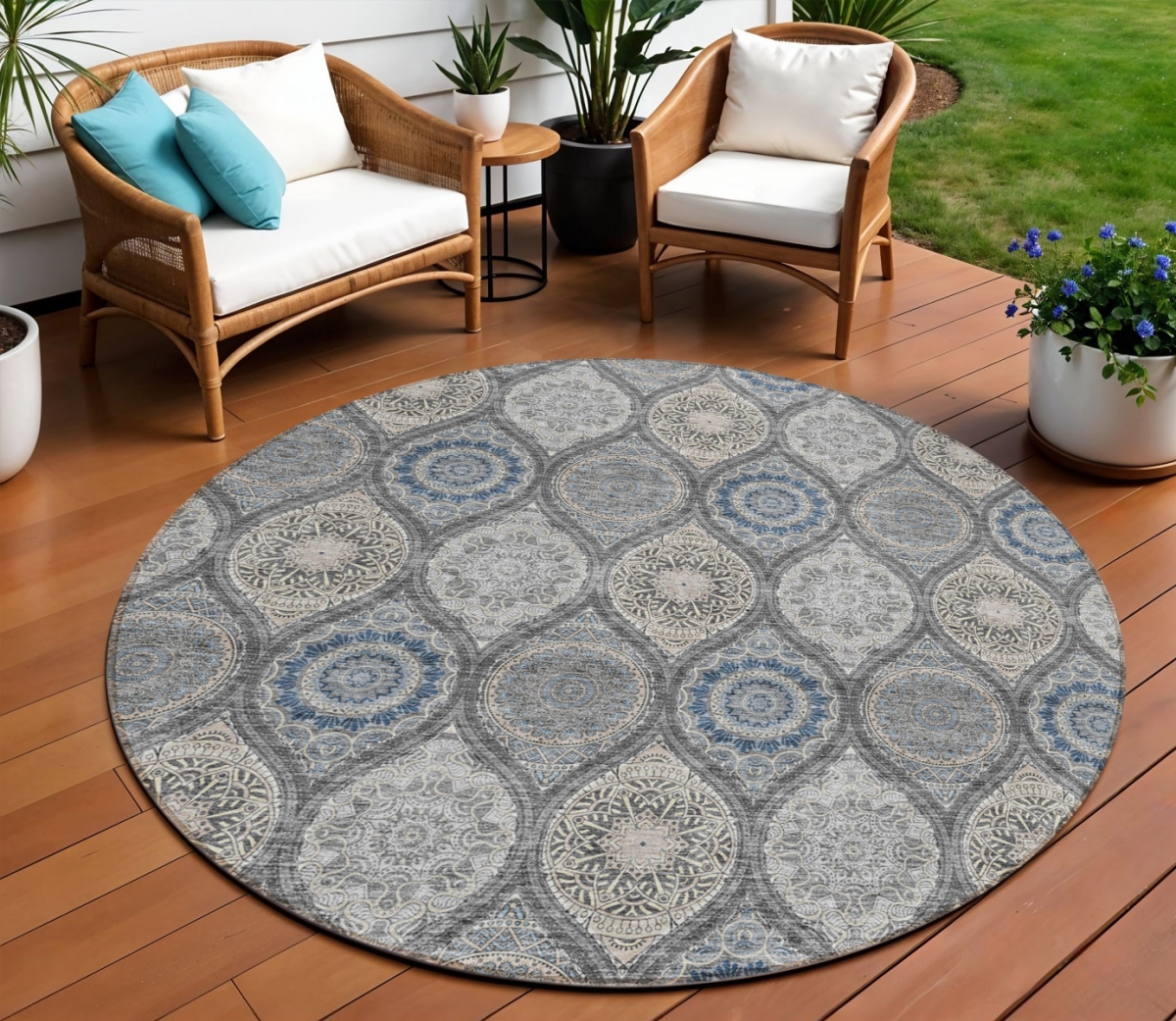 614589 8 ft. Gray Ivory & Navy Blue Round Floral Medallion Washable Indoor & Outdoor Area Rug