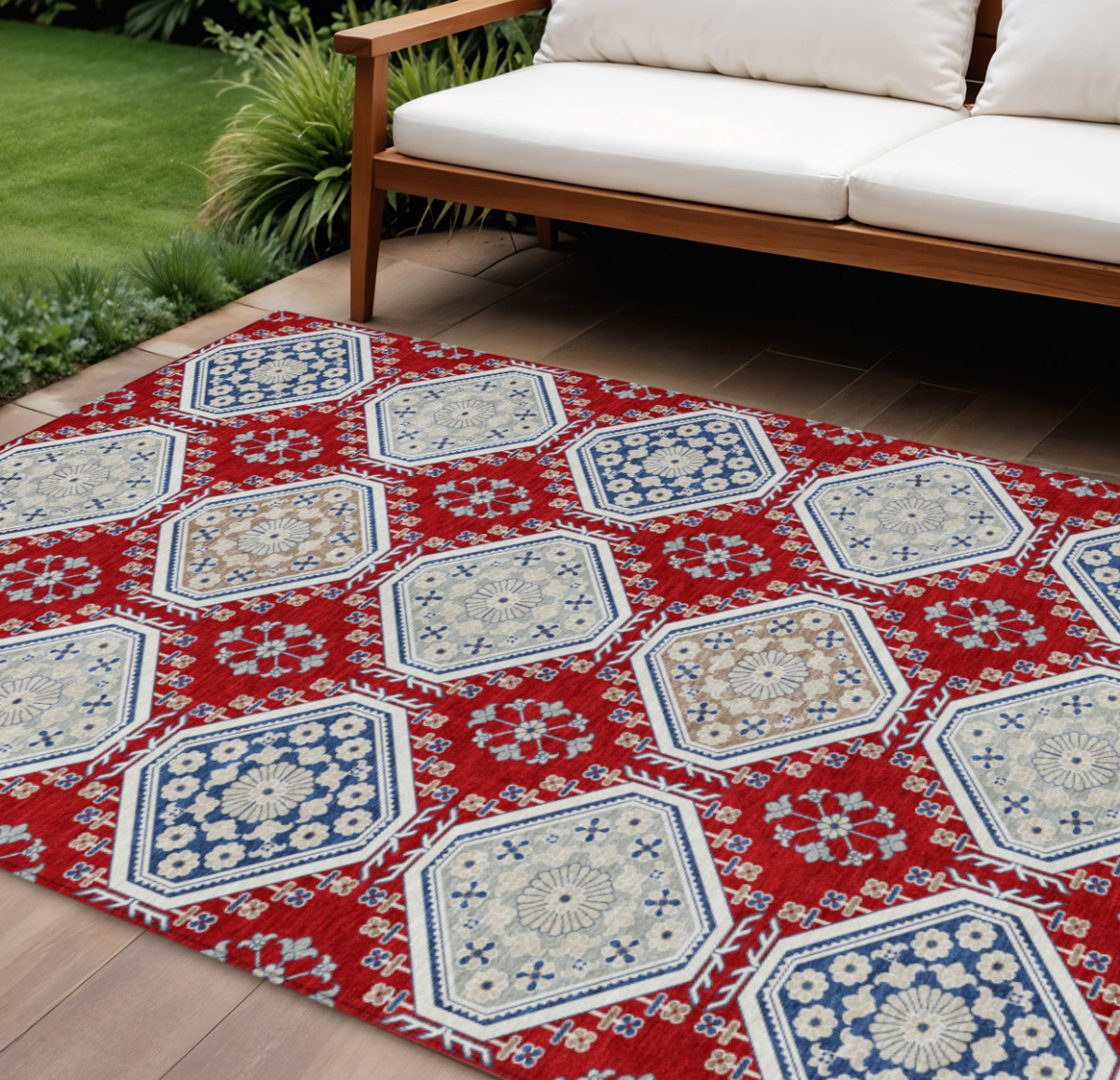 610772 8 x 10 ft. Red & Navy Blue Floral Washable Indoor & Outdoor Rectangle Area Rug