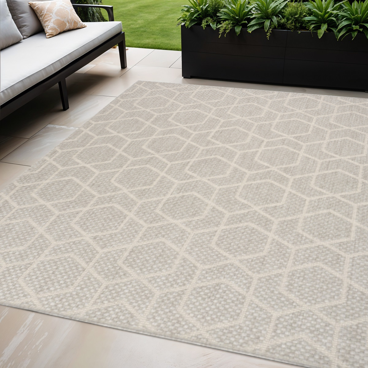 572777 5 x 7 ft. Gray & Beige Geometric Indoor & Outdoor Rectangle Area Rug