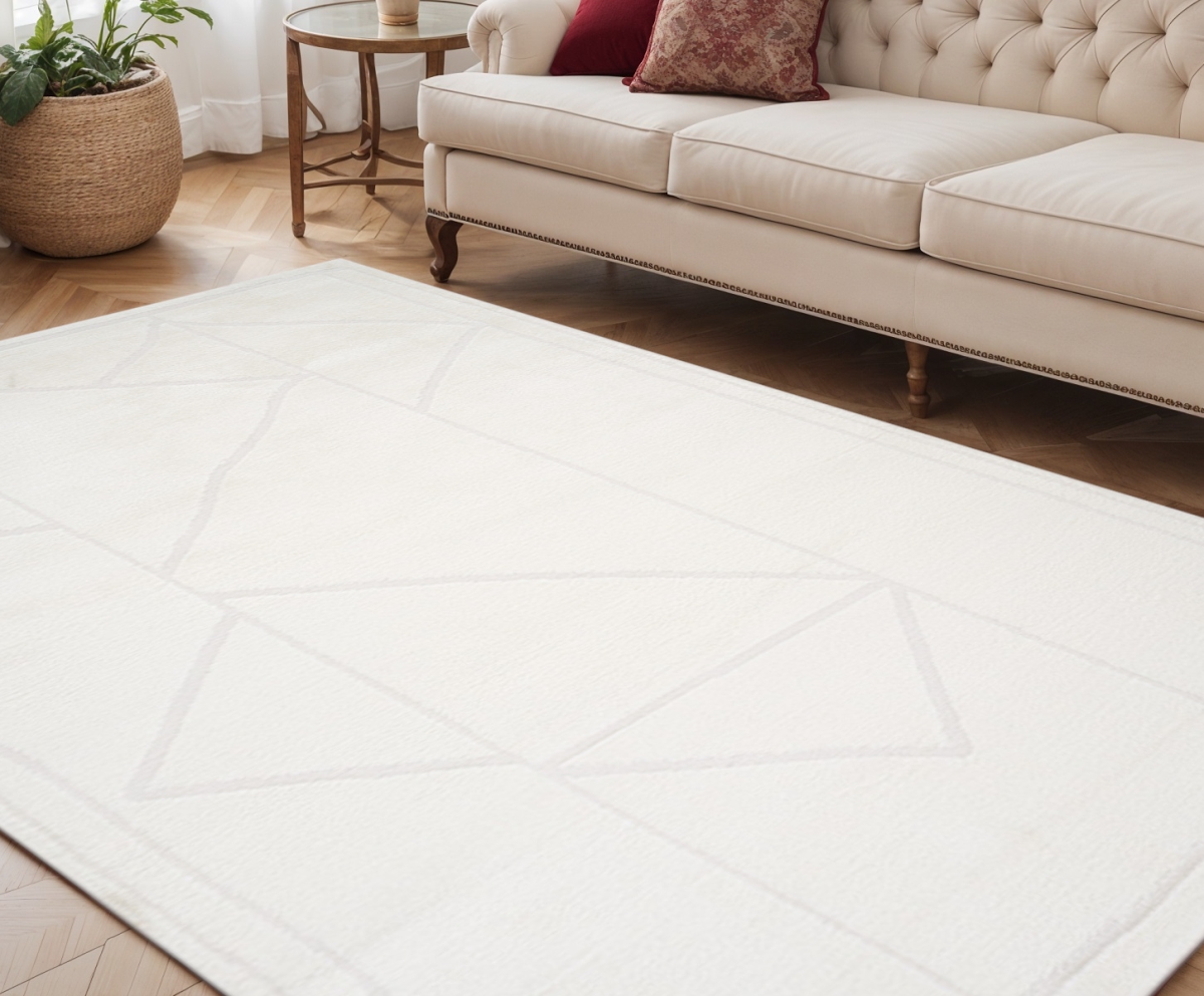 571024 5 x 7 ft. Ivory & Off White Geometric Rectangle Area Rug